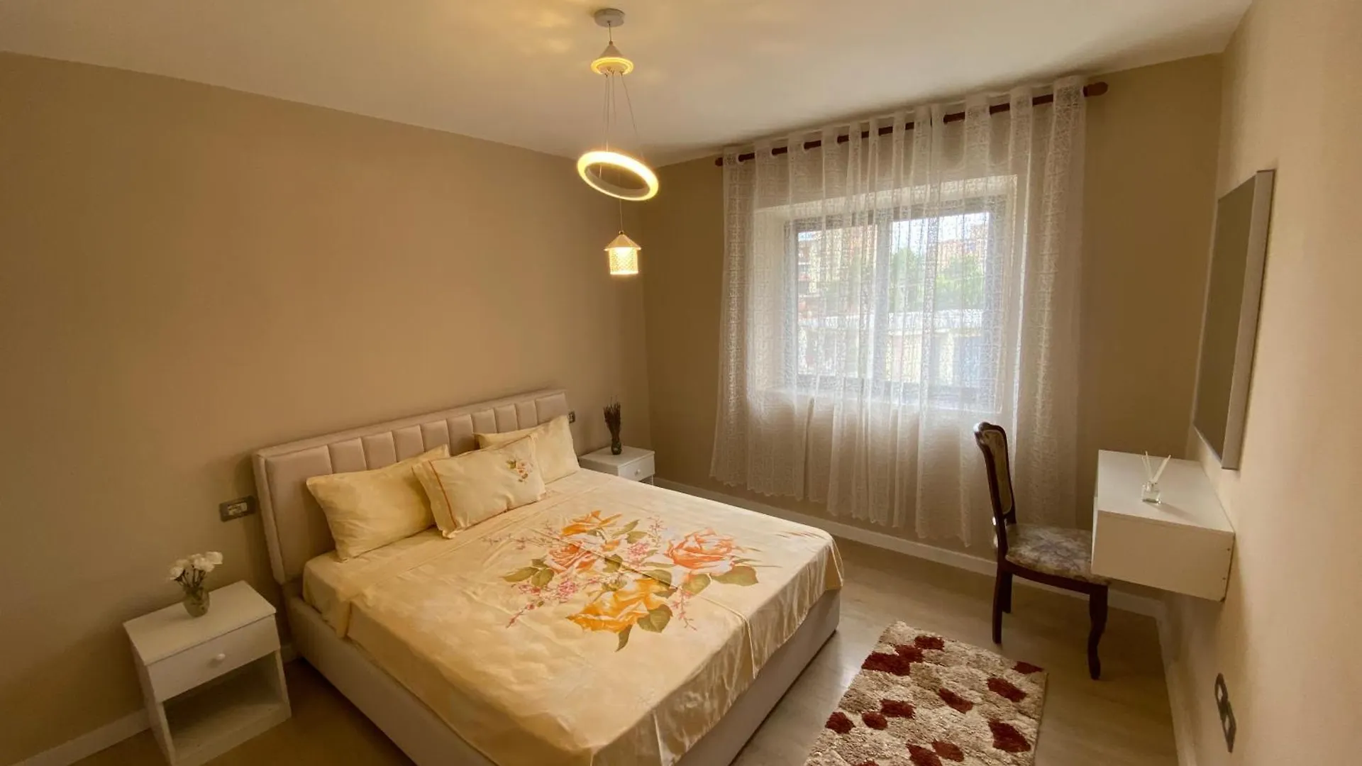 Moon Apart Szkodra Apartament